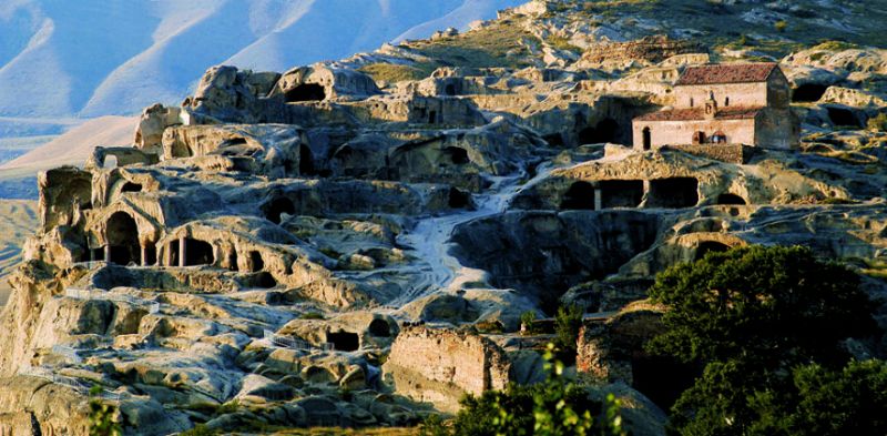 უფლისციხე - ატენის სიონი - გორის ციხე -მცხეთა