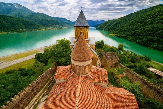 ყაზბეგის ტური