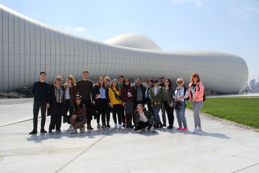 ბაქოს  დღიანი ტური : -- ოქტომბერი