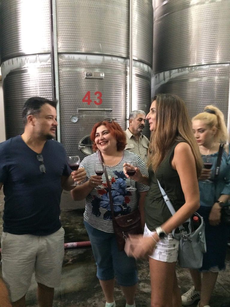 კახეთში რთველი გრძელდება ! გეპატიჟებით ყველას რთველში და არამარტო რთველში . . . თელავი - წინანდალი - გრემი - ნეკრესი - ილიას ტბა - ღვინის გვირაბი - " ქინძმარაული " . . .