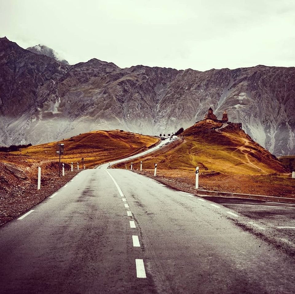 ყაზბეგი – გერგეთი/დარიალი – წავიყვანთ უცხოელ ტურისტებსაც