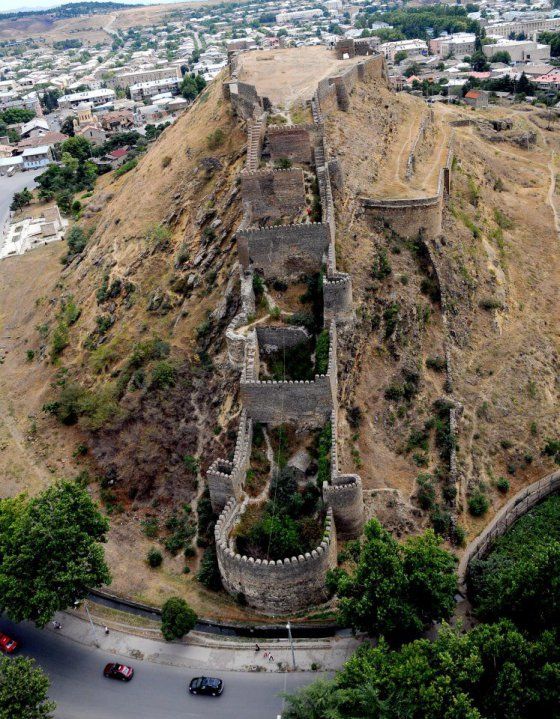 ერთდღიანი ტური შიდა ქართლში : გორის ციხე,  შატო ატენი, უფლისციხე . . .