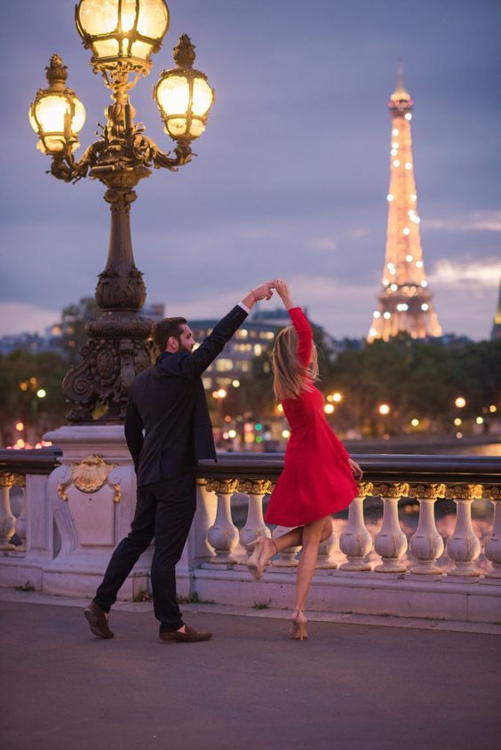 ახალი წელი პარიზში  ₾-ად