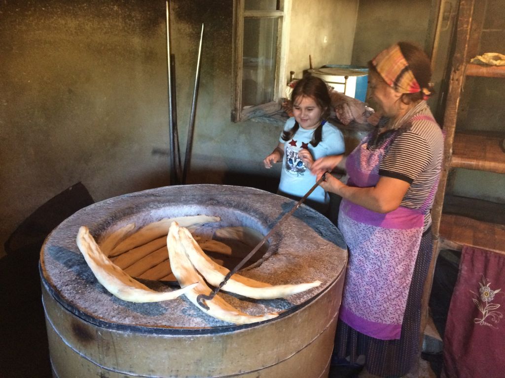 ერთდღიანი ღვინის ტური ქიზიყში : სიღნაღი - საქართველოს ბრილიანტი, ბოდბის მონასტერი, სამკურნალო წყარო, ღვინის უფასო დეგუსტაცია სიღნაღის