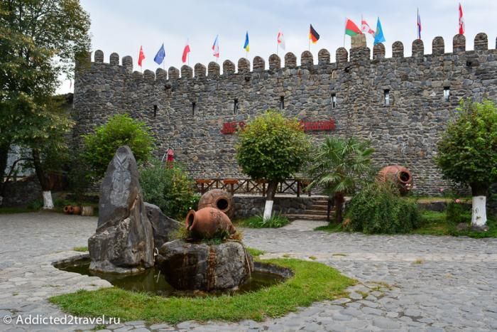 ლეგენდარული ტური ლეგენდარული " პატარა კახის " სამშობლოში : თელავი - წინანდალი - გრემი - ნეკრესი - ილიას ტბა - " ღვინის გვირაბი "- კორპორაცია " ქინძმარაული ". . .