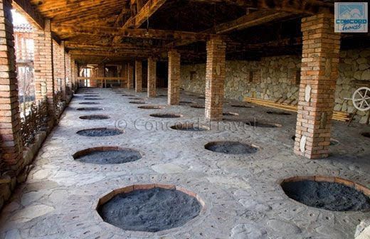 ერთდღიანი ღვინის ტური ღვინის სამშობლოში : თელავი - წინანდალი - გრემი - ნეკრესი - ილიას ტბა - ღვინის გვირაბი - კორპორაცია " ქინძმარაული " . . .