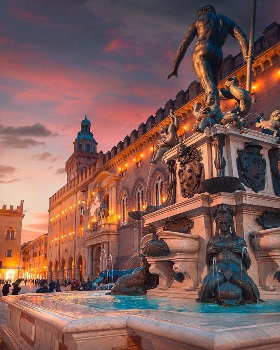 იმოგზაურე ბოლონიაში