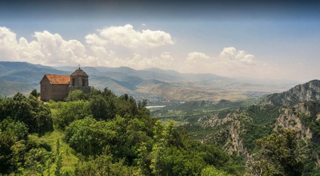 შიომღვიმე, ზედაზენი - შემოდგომის ფერებში