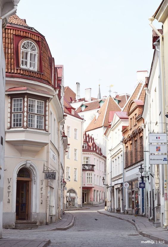 ტალინი - "მოგზაურობა ძველ ქალაქში"