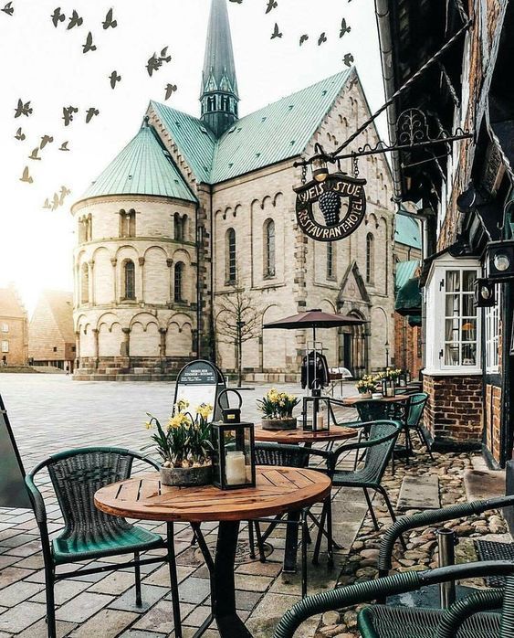 ტალინი - "მოგზაურობა ძველ ქალაქში"