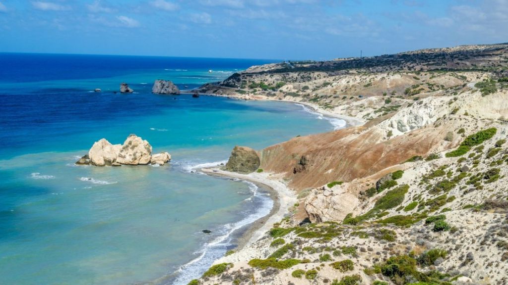 ლარნაკა ერთი კვირით