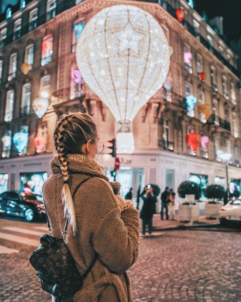 ₾-ად პარიზული დღეები