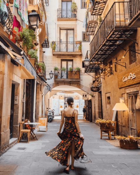 ₾-ად ბარსელონა დღით