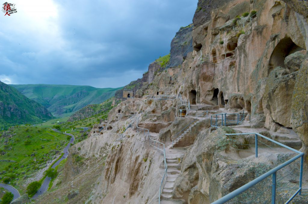 მოირონინე კუმურდო, წუნდა, ვარძია, ვანის ქვაბები, ფარავანი