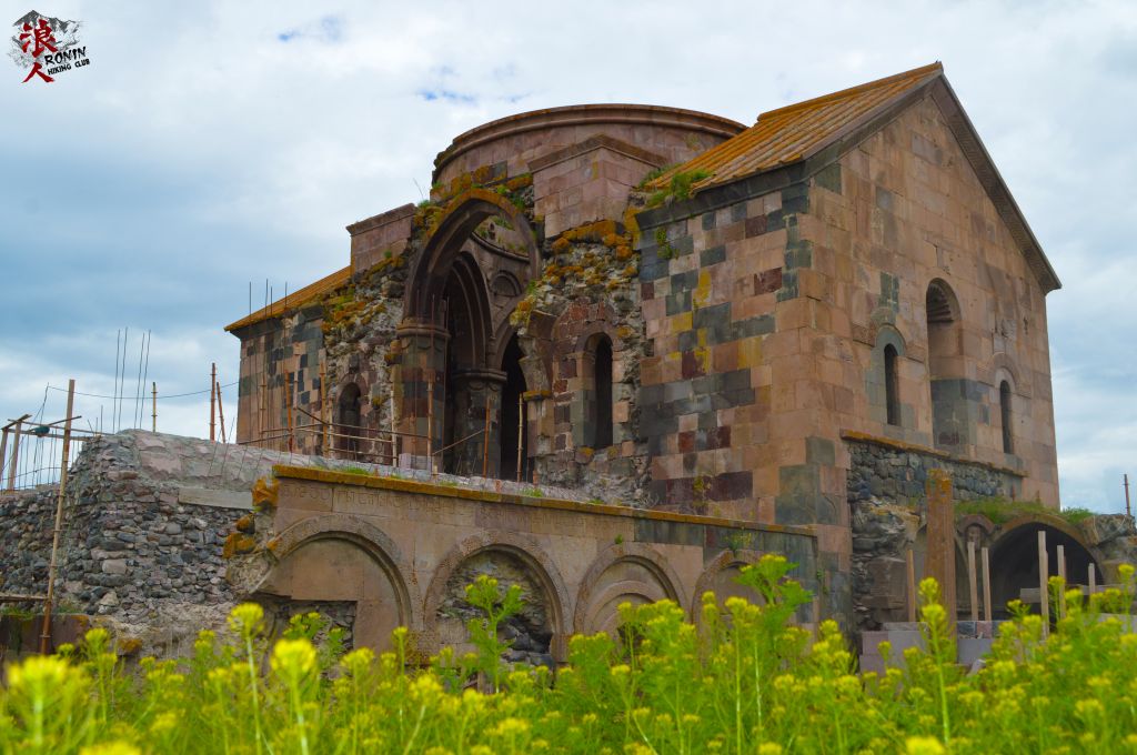 მოირონინე კუმურდო, წუნდა, ვარძია, ვანის ქვაბები, ფარავანი