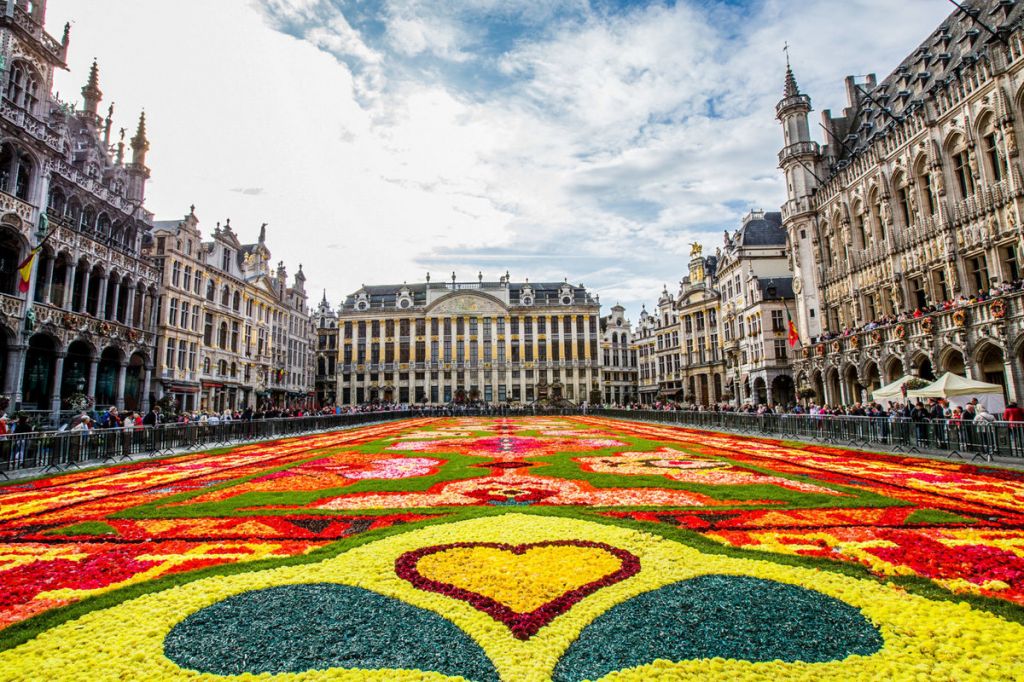 ტური ბრუსელი