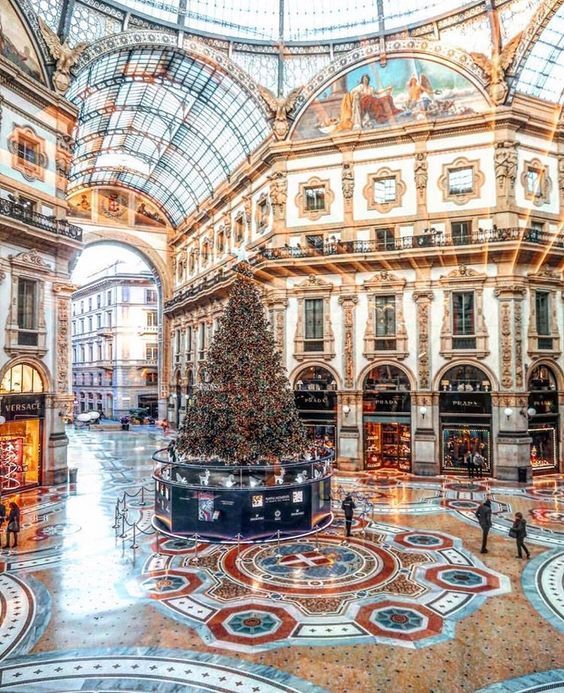 საშობაო არდადეგები მილანში