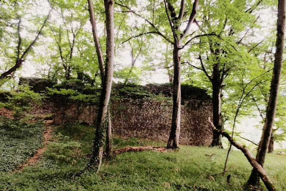 მაჭის ციხე-ბნელი ხეობის ბილიკი