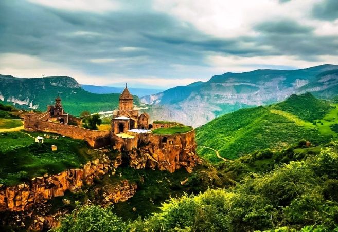 დღიანი ისტორიულ-კულტურული ტური სომხეთში