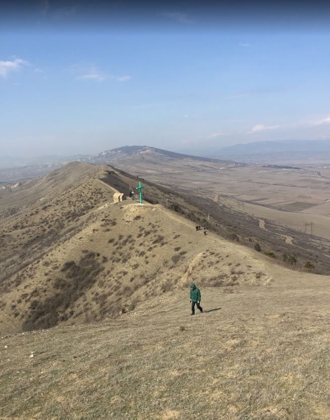 თხოთის მთა, თეთრახევი, სხვილოს ციხე, სამთავისი და ა.შ.