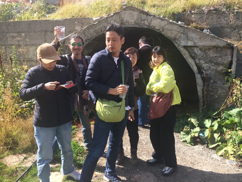 ერთდღიანი ტური ყაზბეგში : ჟინვალის წყალსაცავი, ანანურის ციხე, გუდაური, პანორამა, მჟავე წყლები, გერგეთის სამება . . .