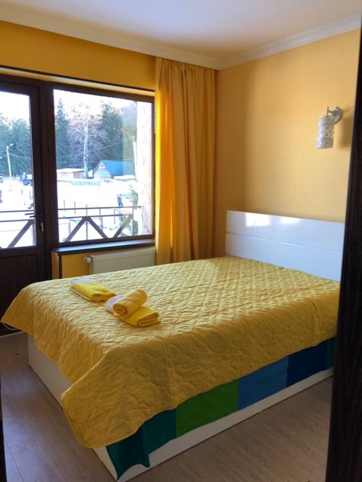 ქირავდება სართულიანი ორი კოტეჯი ოთხ-ოთხი საძინებლით.