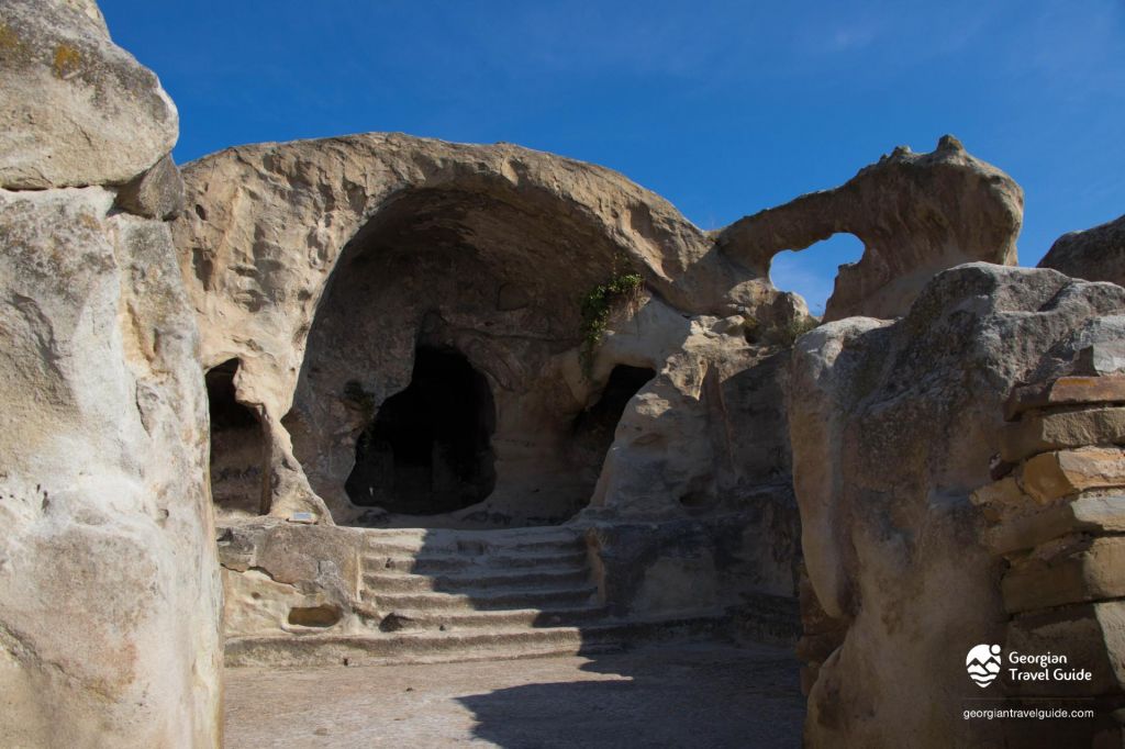 კვერნაქის ქედი: ნადარბაზევი - უფლისციხე