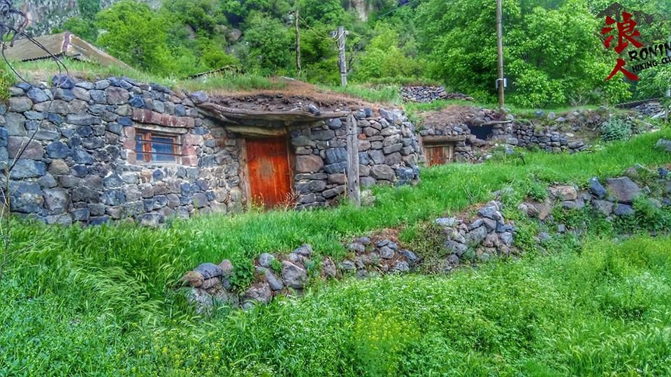 მოირონინე თმოგვის ციხე, ვარძია, ჭაჭკარი