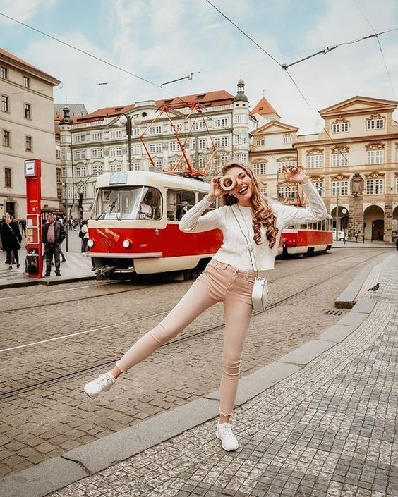 პრაღ  ₾-ად