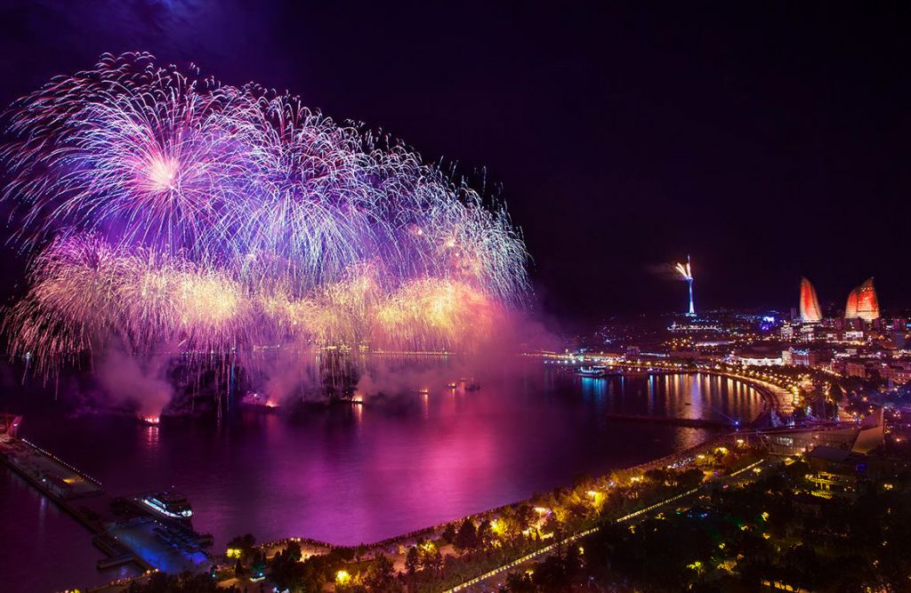 ახალი წელი ბაქოში /ჯადოსნური დღეები/ -- იანვარი