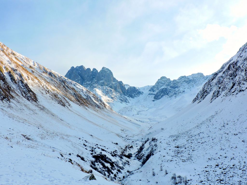 ტური თოვლიან ჯუთაში