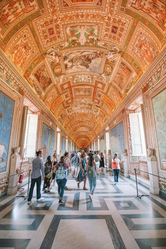 რომი - ვატიკანი (,,, თებერვალი)