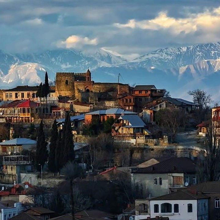 ერთდღიანი ტური ღვინის სამშობლოში : ლეგენდარული ტური ლეგენდარულ სიღნაღში, წინაპართა თავშესაფარი, წმინდანის მონასტერი, მსოფლიო ბრენდი ჭაჭა და სავიზიტო ბარათი ხაშლამა