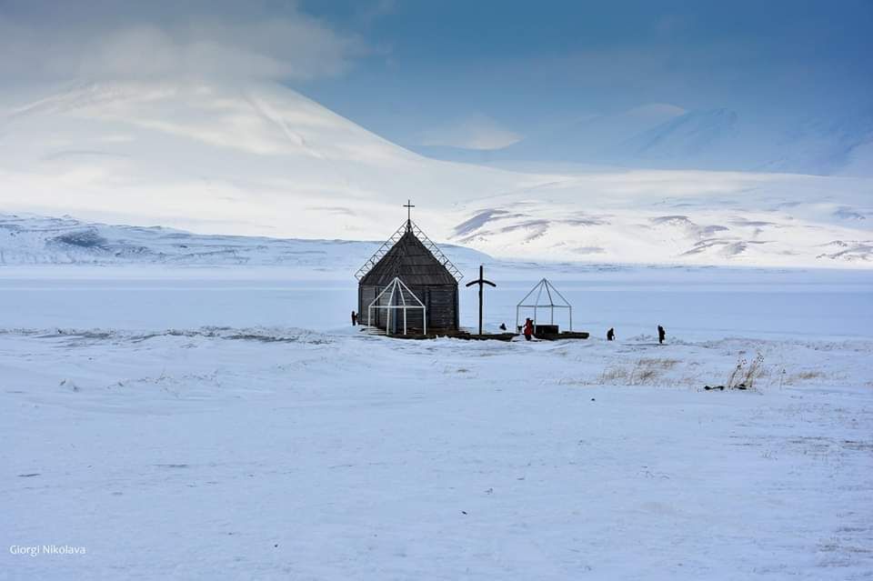 მოირონინე ფარავნის ტბა, ფოკა, საღამოს ტბა, გორელოვკა