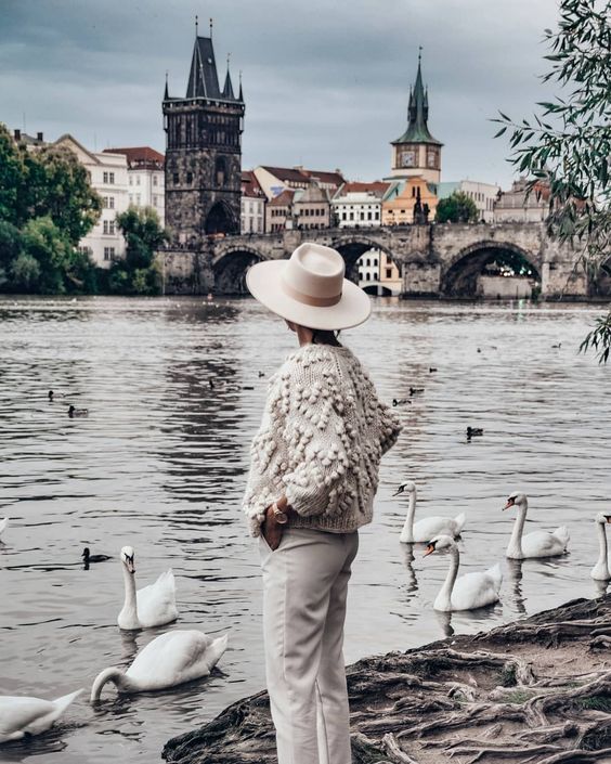 პრაღა ₾-ად მთლიანი ტური