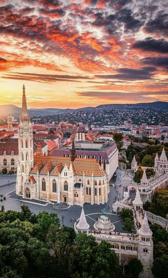 ჯგუფური ტური "პრაღა-ბუდაპეშტი"