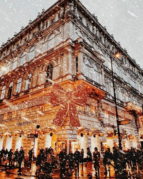 დიდებული ვენა