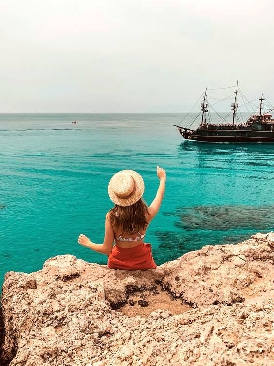 გაულამაზეთმარტი თქვენ საყვარელ ქალბატონებს