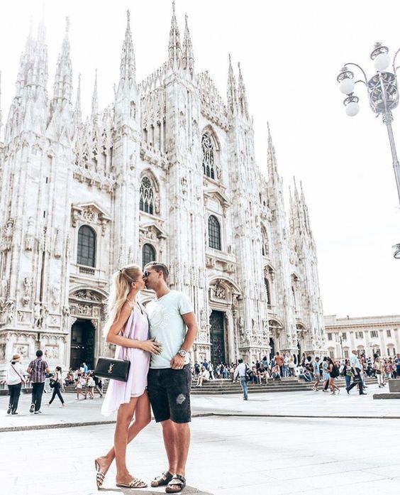 სარვამარტო საჩუქარი ქალბატონებს  მილანში