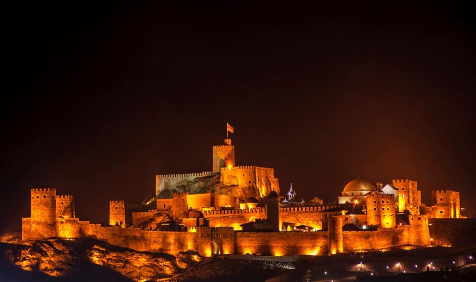 თოვლიანი აბასთუმანი - ობსერვატორია, ზარზმა, რაბათი