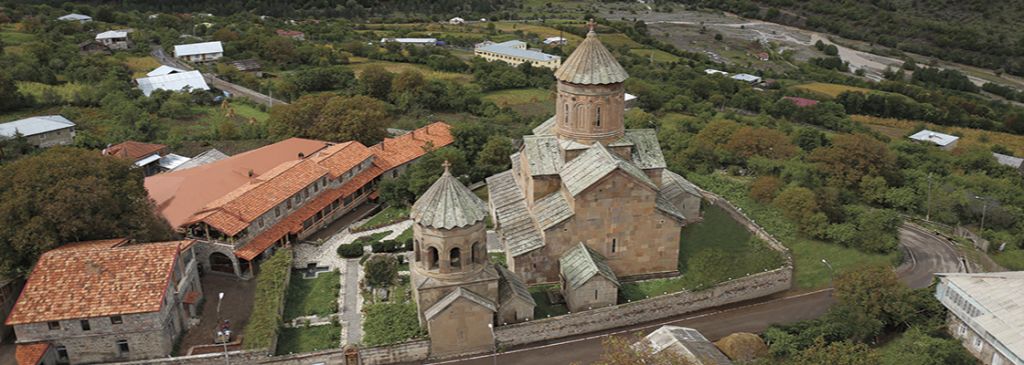 თოვლიანი აბასთუმანი - ობსერვატორია, ზარზმა, რაბათი