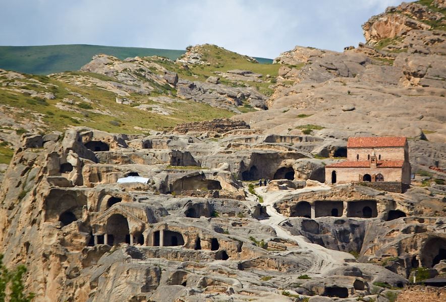 უფლის ციხე & ბორჯომის ერთდღიანი ტური