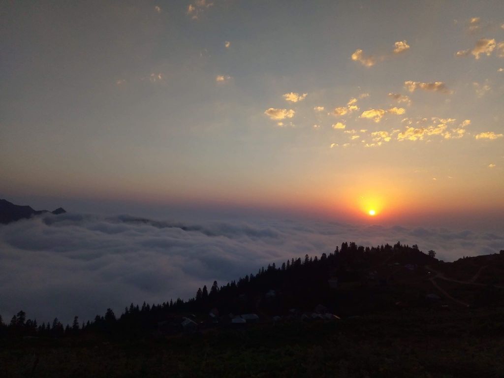 გომისმთის დღიანი ტური / განიტვირთე ფენომენალურად