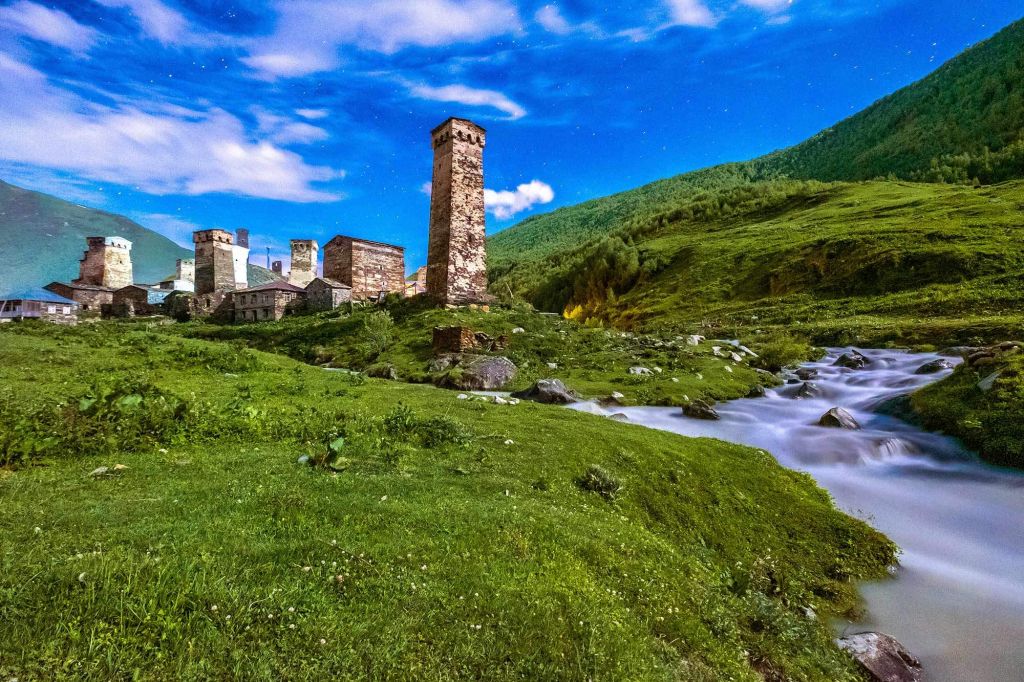 დღიანი დაუვიწყარი ჯიპ-ტური სვანეთში ( )