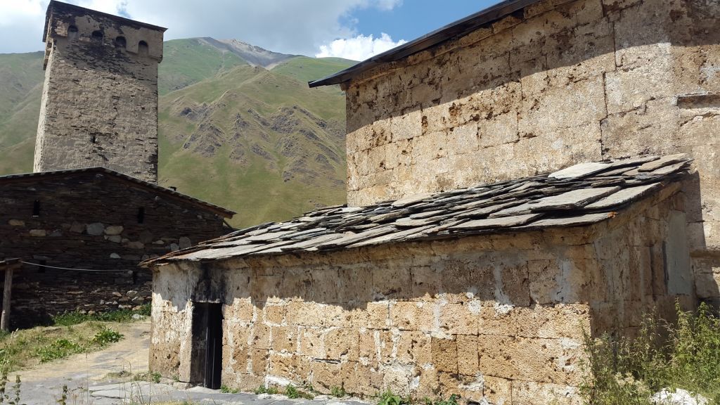 დღიანი დაუვიწყარი ჯიპ-ტური სვანეთში ( )