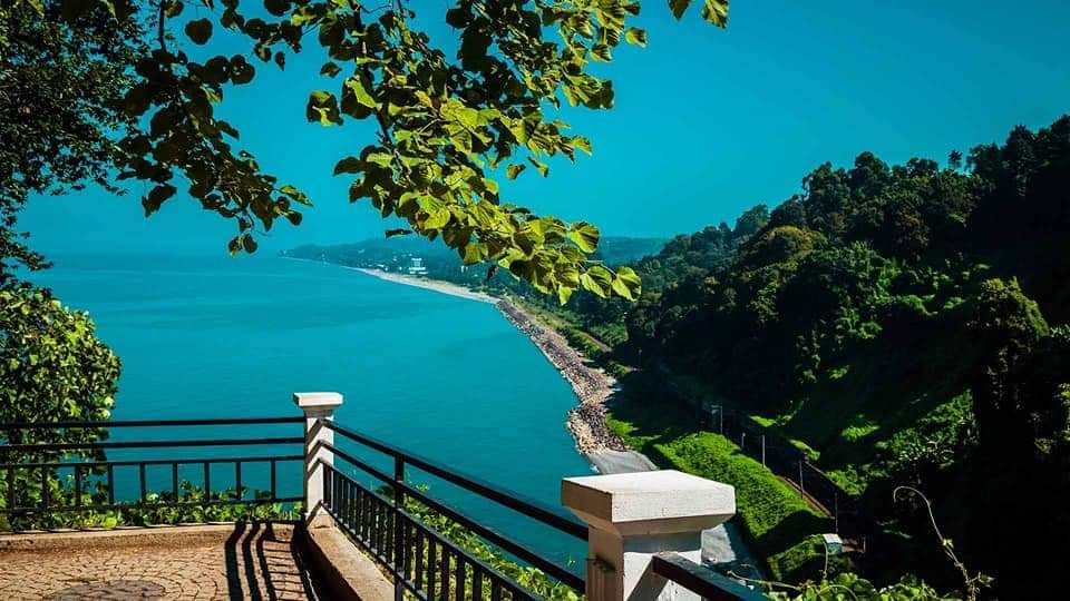 გთავაზობთ შეკვეთილის ორ დღიან ტურს