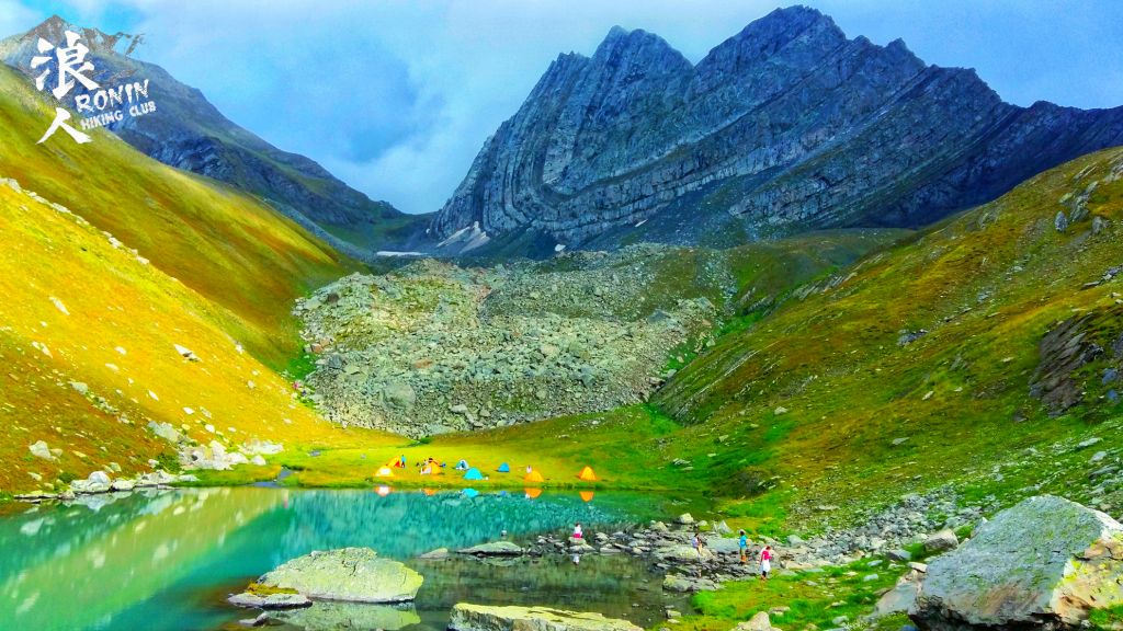 მოირონინე რაჭა: უძირო ტბა, კატიწვერა