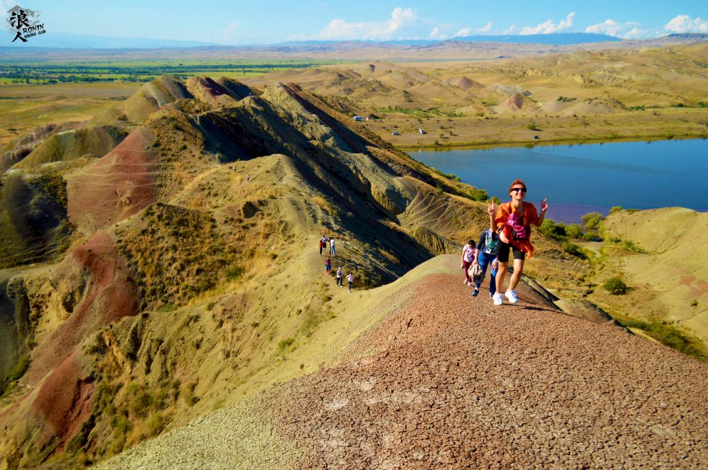 მოირონინე ფერადი უდაბნო