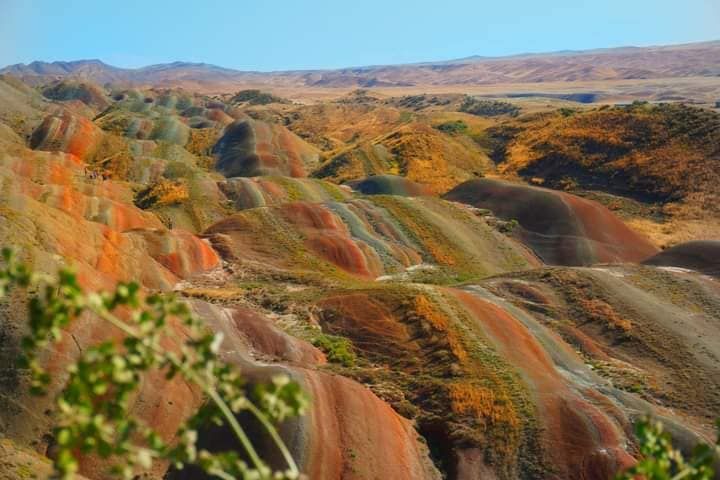 ოქტომბერი - ფერადი უდაბნოს ტური