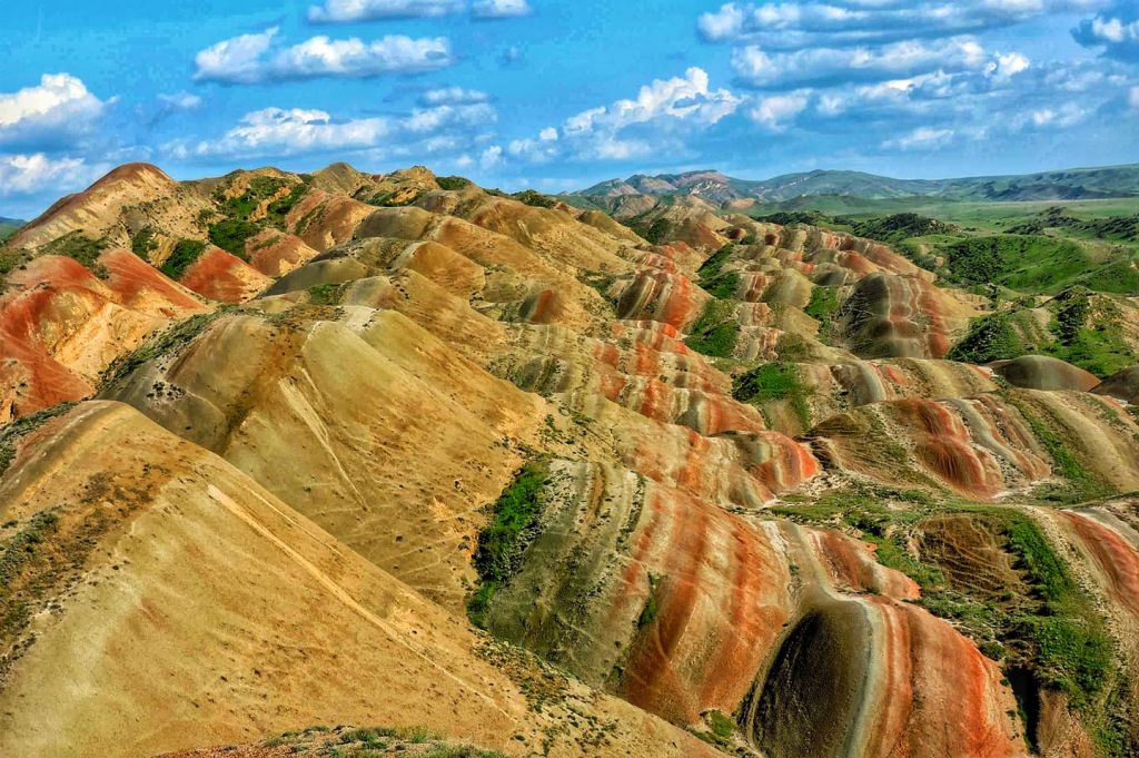ნოემბერი - ფერადი უდაბნოს ტური